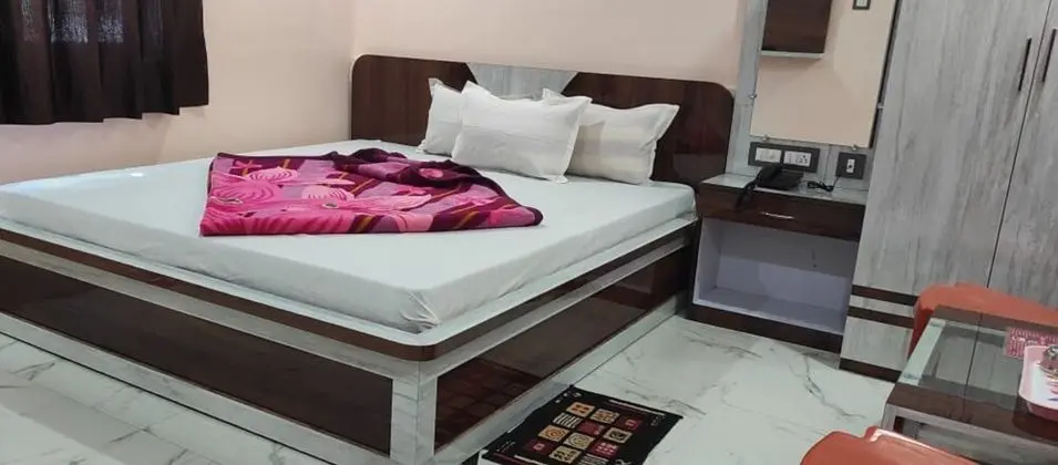 Tek Büyük Yataklı Oda, Balkon