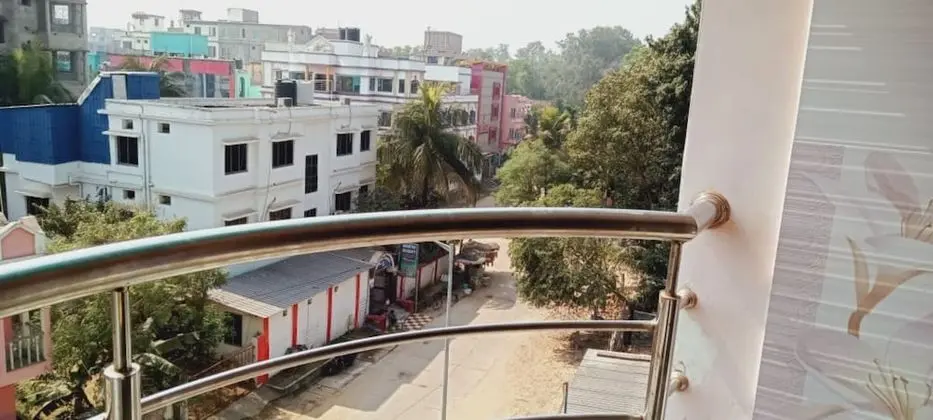 Tek Büyük Yataklı Oda, Balkon