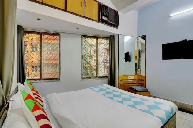 Deluxe Double Bed Room AC