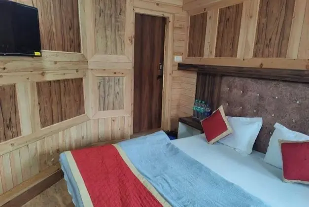 Deluxe Dört Kişilik Oda