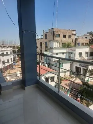 Deluxe Tek Büyük Yataklı Oda, Balkon, Şehir Manzaralı