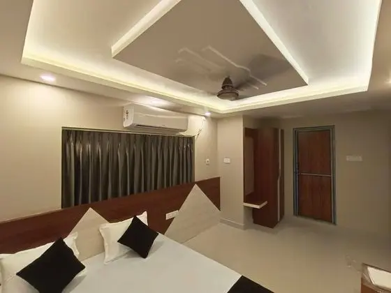 Standard Tek Büyük Yataklı Oda, Balkon, Şehir Manzaralı
