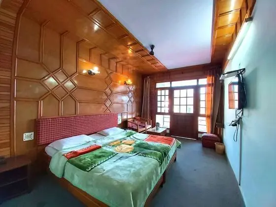 Deluxe Tek Büyük Yataklı Oda, Birden Çok Yatak, Balkon