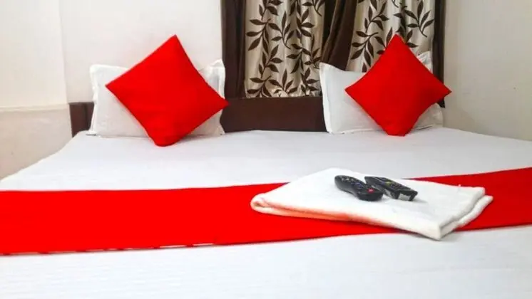 Deluxe Tek Büyük Yataklı Oda, Balkon, Şehir Manzaralı