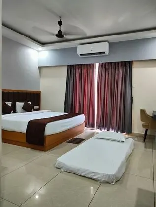 Deluxe Tek Büyük Yataklı Oda, Birden Çok Yatak, Şehir Manzaralı
