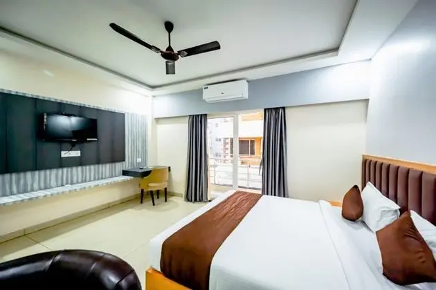 Deluxe Tek Büyük Yataklı Oda, Şehir Manzaralı