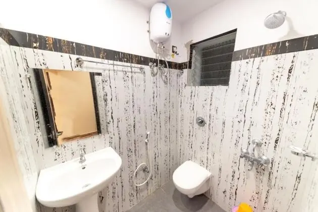 Deluxe Tek Büyük Yataklı Oda, Balkon, Şehir Manzaralı