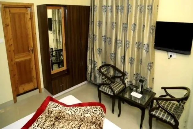 Deluxe Dört Kişilik Oda, Dağ Manzaralı