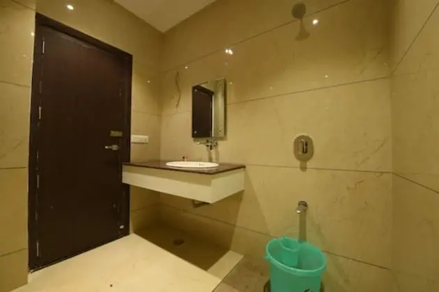 Deluxe Tek Büyük Yataklı Oda, Şehir Manzaralı