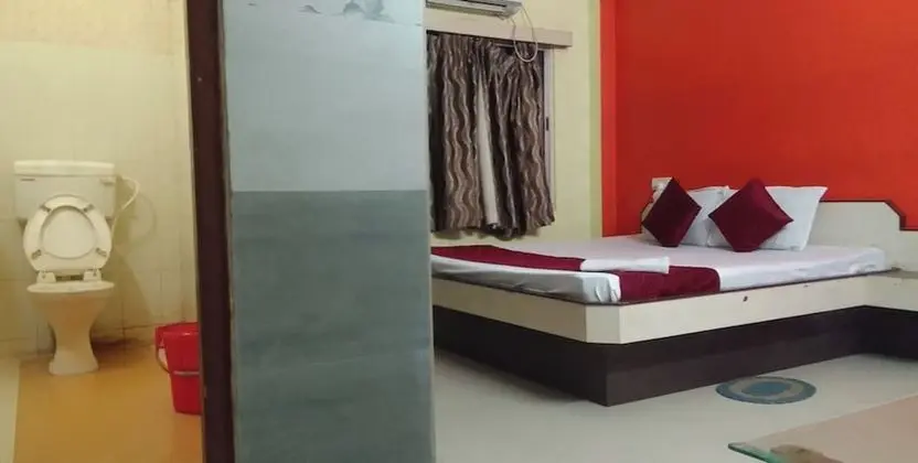Deluxe Tek Büyük Yataklı Oda, Balkon, Şehir Manzaralı