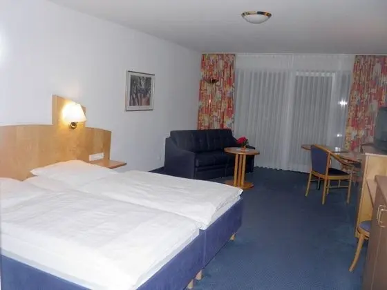 Comfort Tek Büyük veya İki Ayrı Yataklı Oda