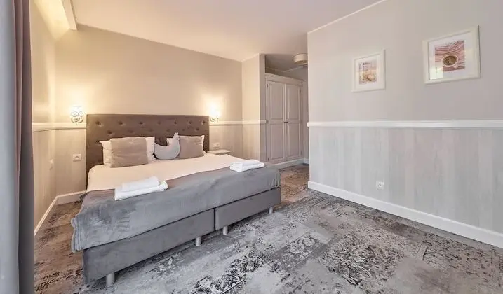 Classic Apart Daire, Bahçe Manzaralı