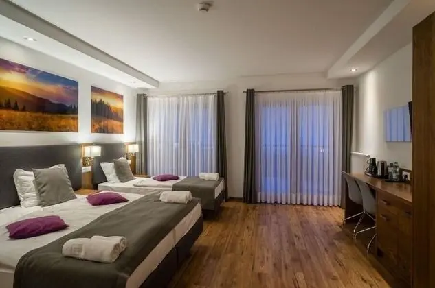 Classic Üç Kişilik Oda