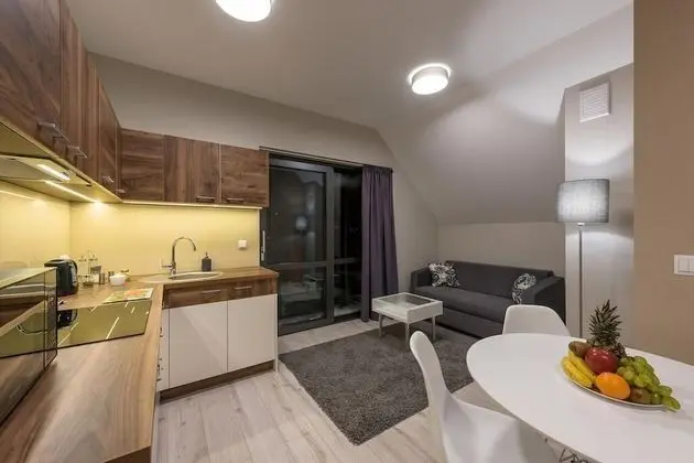 Apart Daire, Bahçe Manzaralı