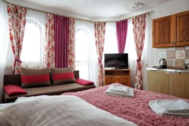 Premium Tek Büyük Yataklı Oda