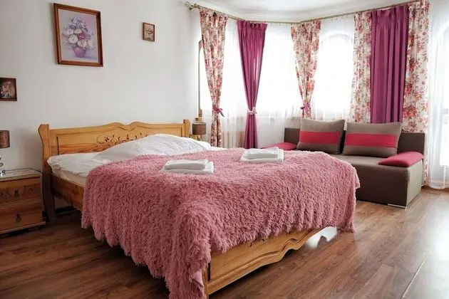 Premium Tek Büyük Yataklı Oda