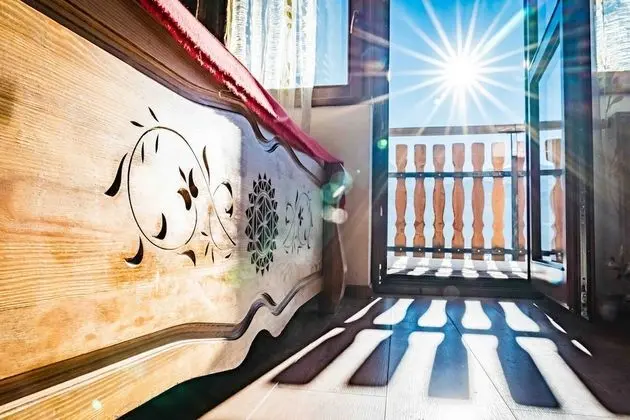 Premium Tek Büyük Yataklı Oda