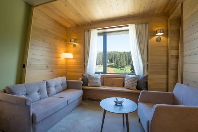 Superior Tek Büyük veya İki Ayrı Yataklı Oda