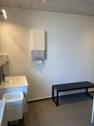 Tek Kişilik Oda, Ortak Banyo