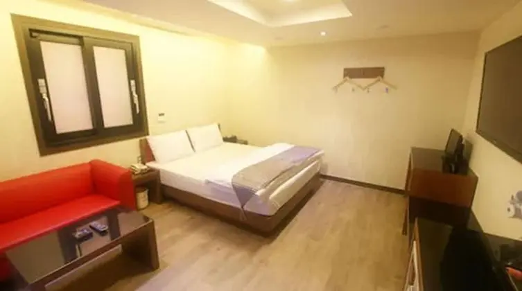 Deluxe Tek Büyük Yataklı Oda