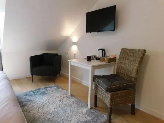 Comfort Tek Büyük Yataklı Oda