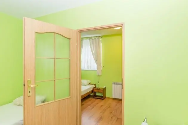 Basic Dört Kişilik Oda, Birden Çok Yatak, Sigara İçilmez