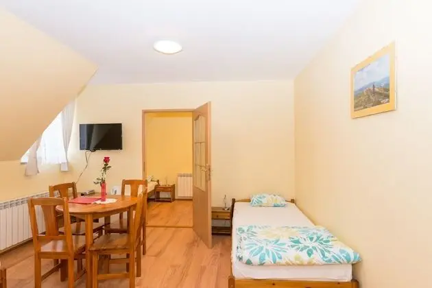 Basic Dört Kişilik Oda, Birden Çok Yatak, Sigara İçilmez