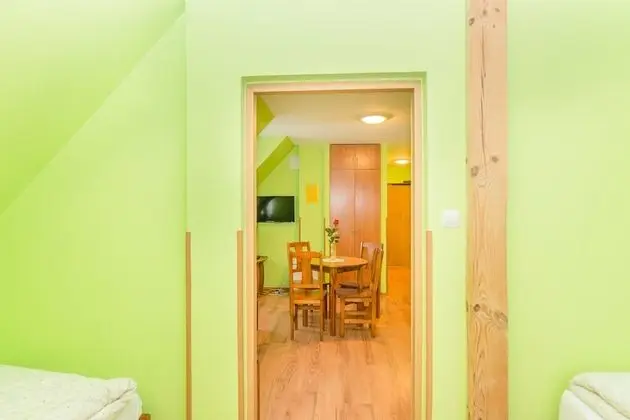 Basic Dört Kişilik Oda, Birden Çok Yatak, Sigara İçilmez