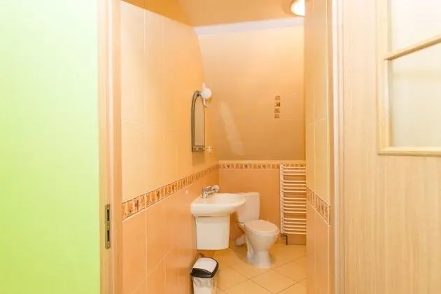 Basic Dört Kişilik Oda, Birden Çok Yatak, Sigara İçilmez