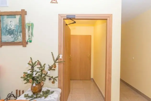 Basic Oda, 1 Büyük (Queen) Boy Yatak, Sigara İçilmez