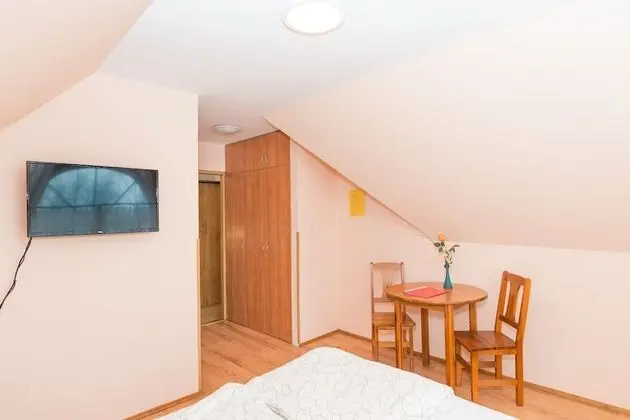 Basic Oda, 1 Büyük (Queen) Boy Yatak, Sigara İçilmez