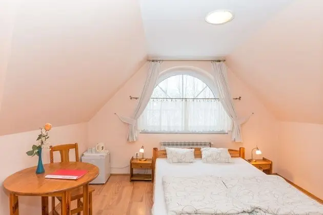 Basic Oda, 1 Büyük (Queen) Boy Yatak, Sigara İçilmez