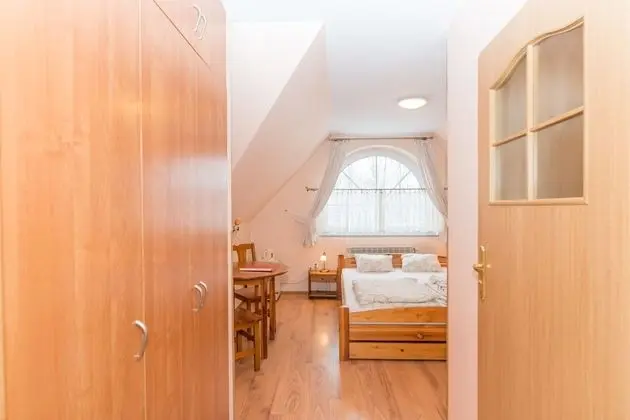 Basic Oda, 1 Büyük (Queen) Boy Yatak, Sigara İçilmez