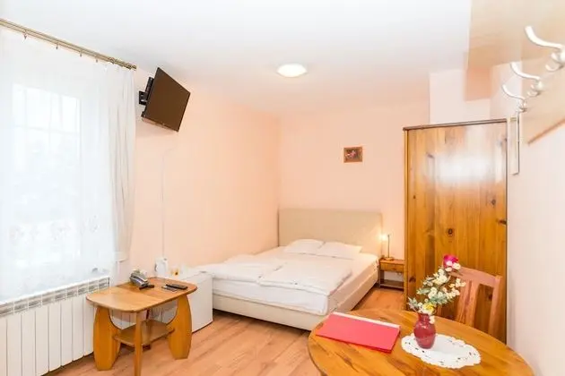 Basic Oda, 1 Büyük (Queen) Boy Yatak, Sigara İçilmez