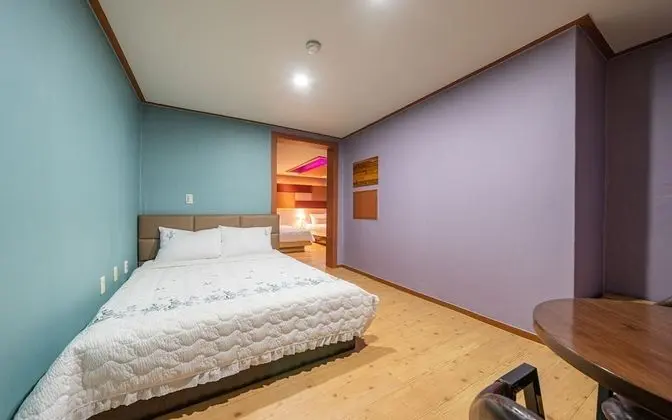 Oda (Deluxe triple room (two rooms Netflix)