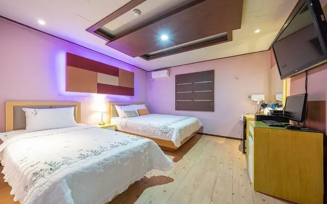 Oda (Special room family (two rooms Netfli)