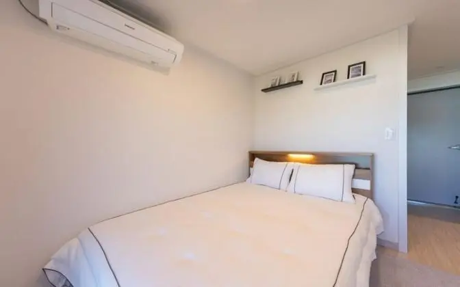 Oda (Room 204 (Bed Room))