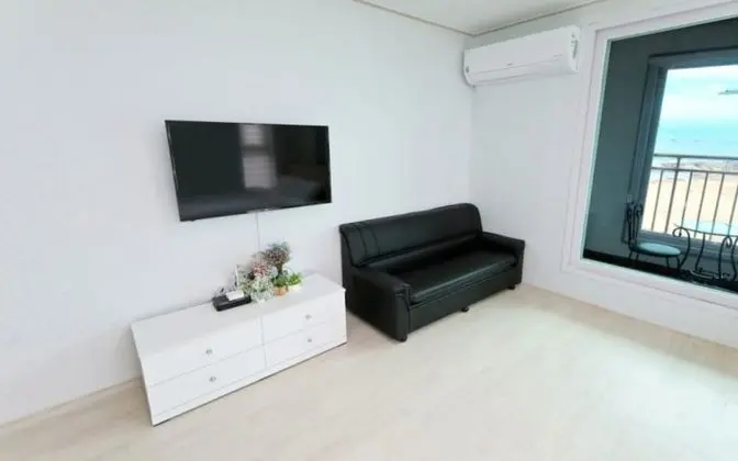 Oda (Room 201)