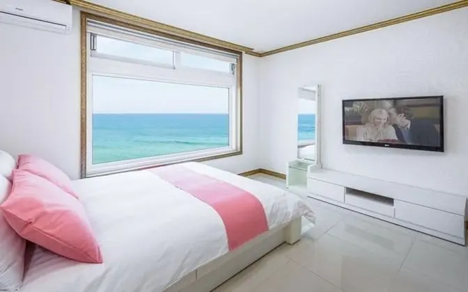 Oda (Deluxe 501 (Ocean View))