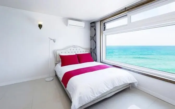 Oda (Spa Two Room 301 (Ocean View Whirlpoo)