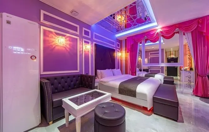Oda (Signature (1 room 1 week))