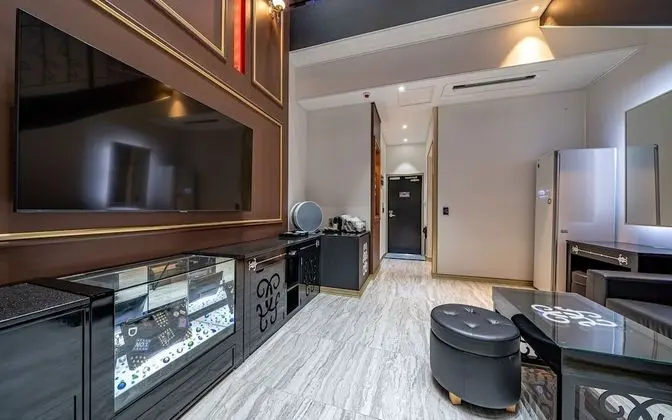 Oda (VIP Suite A - Duplex Room (1 room 1 p)