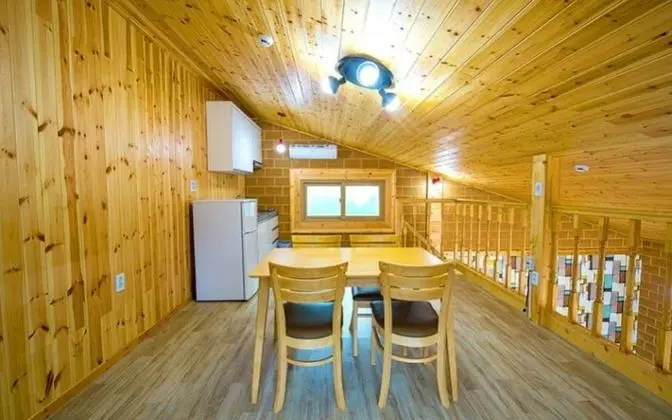 Oda (Room 1)