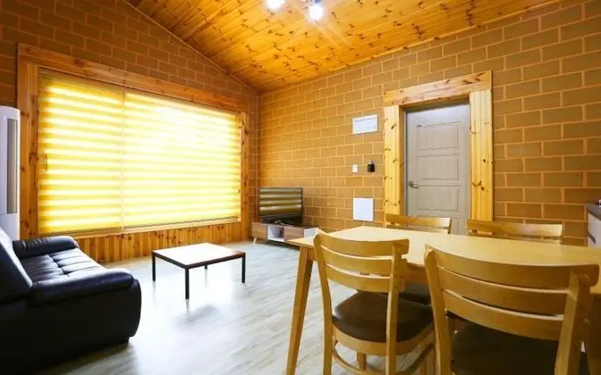 Oda (Room No2)