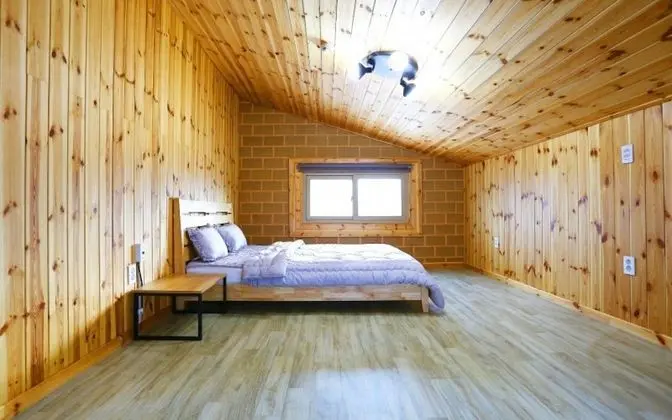 Oda (Room No2)