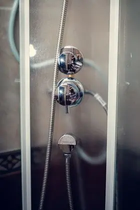 Standard Dört Kişilik Oda, Ortak Banyo