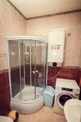Standard Dört Kişilik Oda, Ortak Banyo
