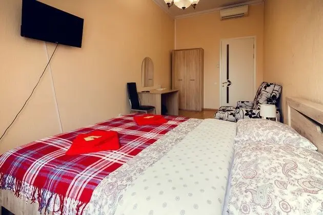 Standard Tek Büyük veya İki Ayrı Yataklı Oda, Ortak Banyo