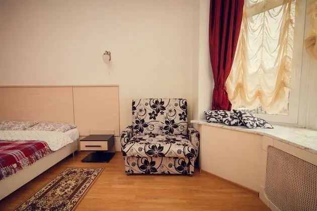 Standard Tek Büyük veya İki Ayrı Yataklı Oda, Ortak Banyo