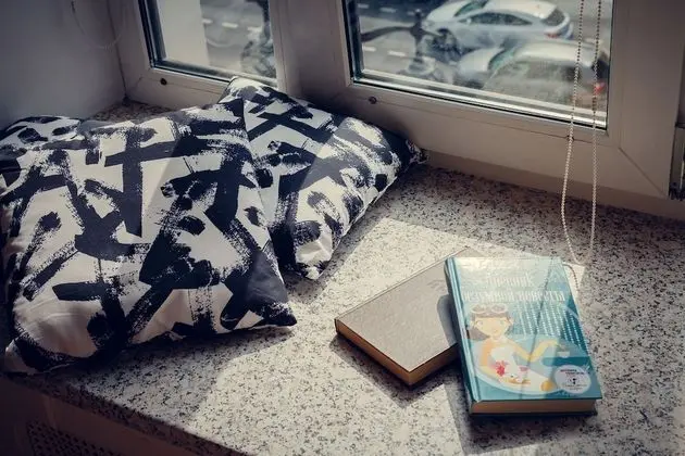 Standard Tek Büyük veya İki Ayrı Yataklı Oda, Ortak Banyo